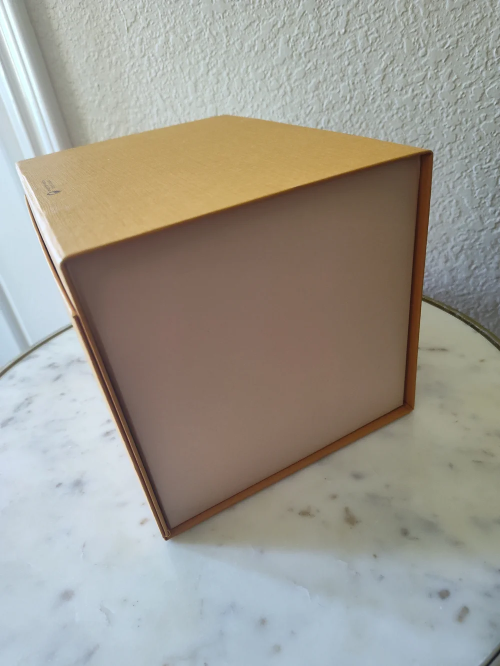 LOUIS VUITTON Magnetic Gift Box 8